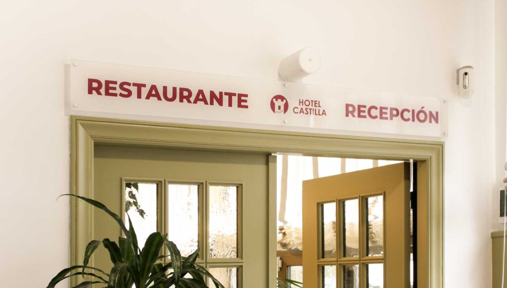 Diseño de cartelería - Hotel Castilla